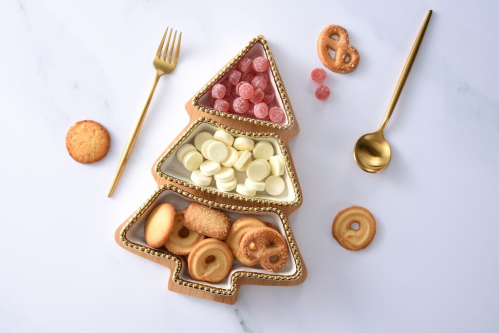 PB- GOLDEN SALERNO CHRISTMAS TREE SECTION SERVER