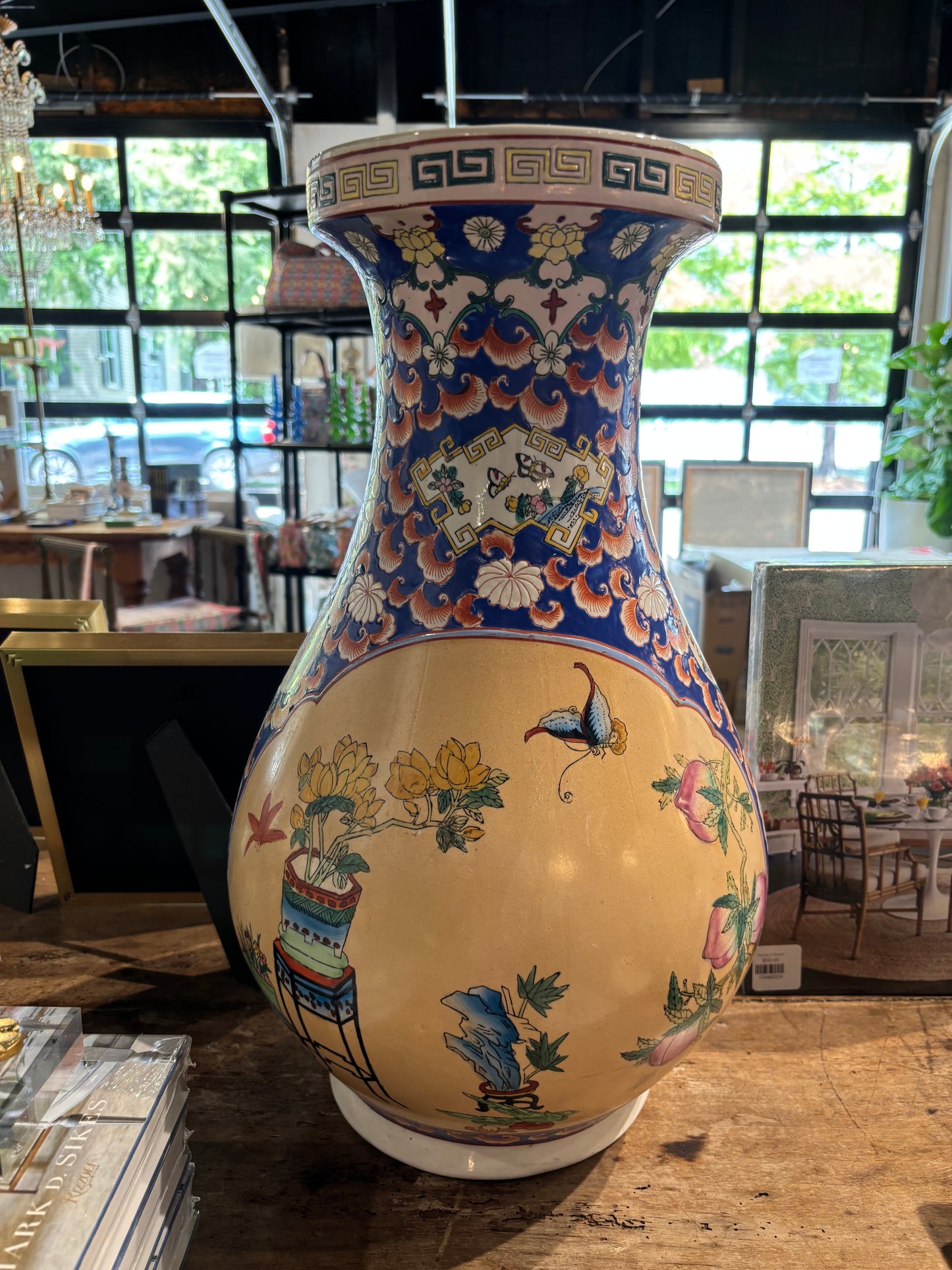 Chinoiserie Vase