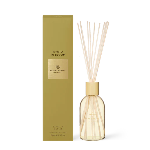8.4 fl oz Fragrance Diffuser Kyoto in Bloom- Camellia & Lotus