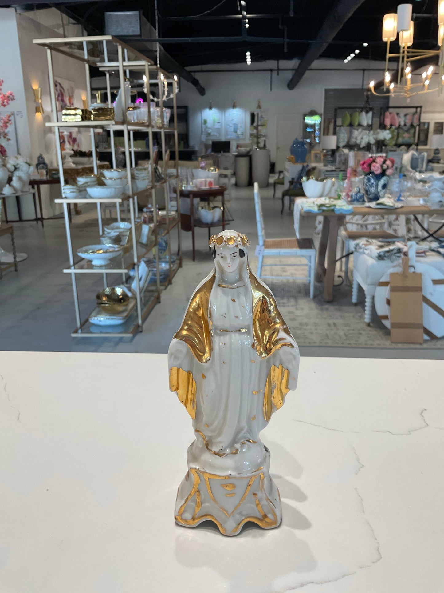 Mary Statue - Gold and White