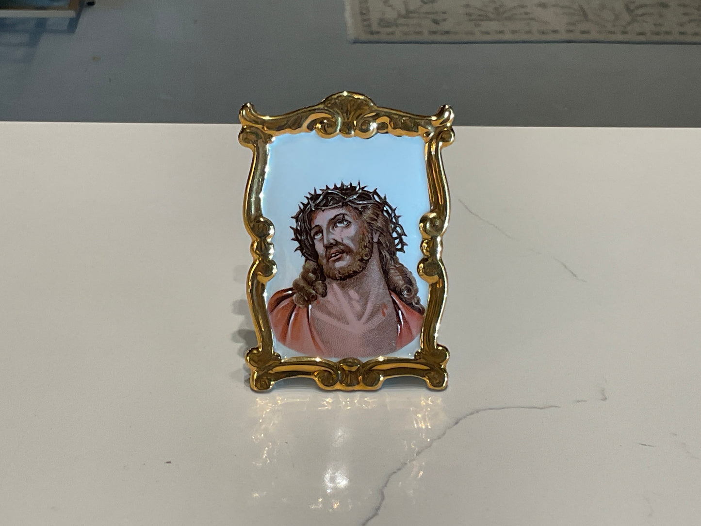 Jesus Gold Frame