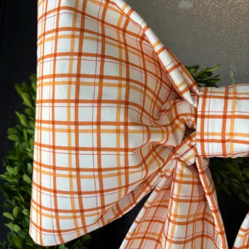 La Maison Bows
